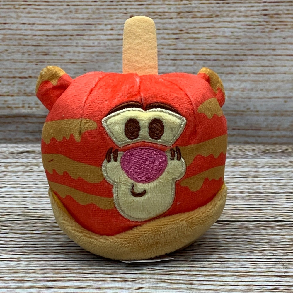 Disney Munchlings Tigger‎ Plush Apple Dessert Scented Small
